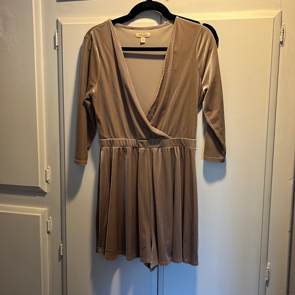 silence and noise champagne romper
